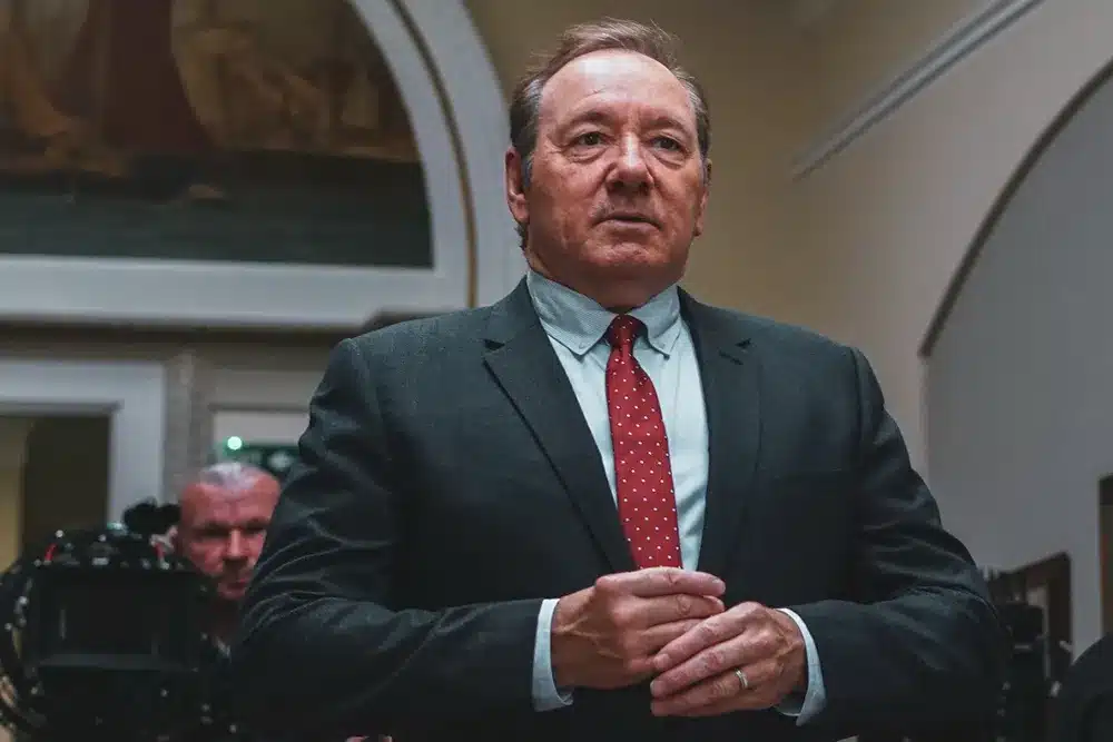 کوین اسپیسی شایعه بی‌خانمانی‌اش را رد کرد