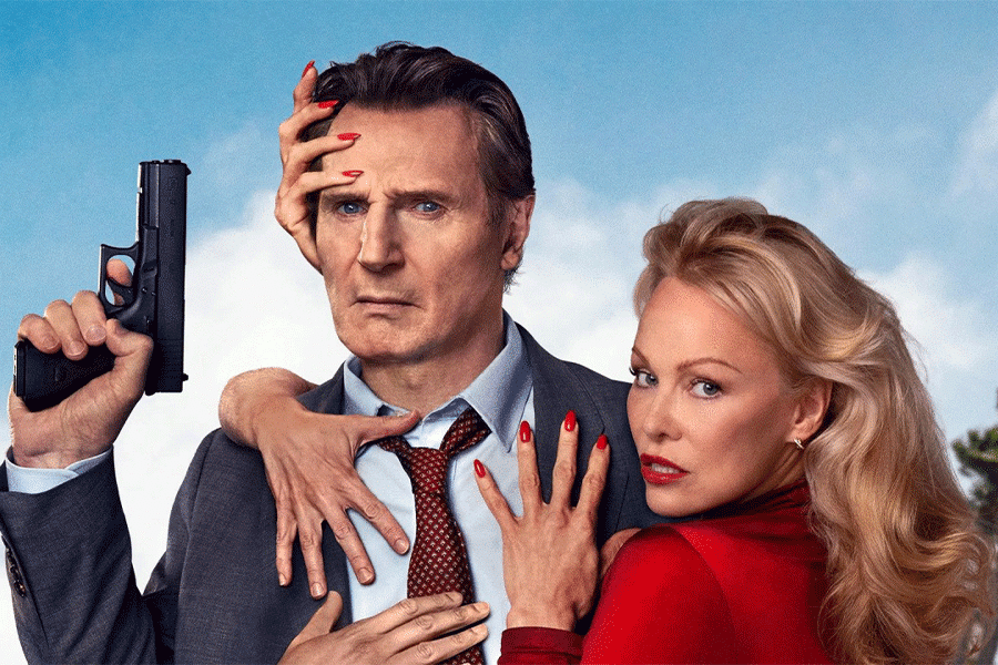 سلاح برهنه- ۱۰ فیلم کمدی پربيننده در سال ۲۰۲۵