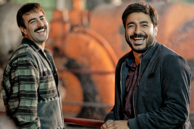 فیلم سینمایی جهان مبهم هاتف