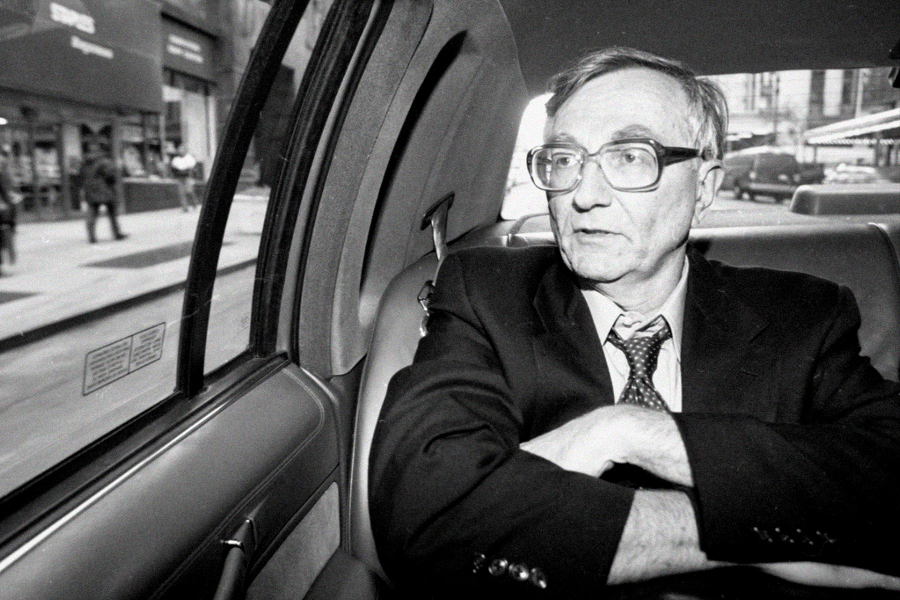 «سرپوش»؛ روایتی از یک قهرمان قلم به‌دست!