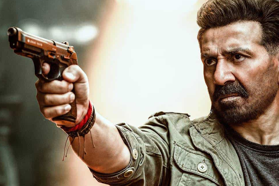 «جات» غریبه مرموز و ناجی جدید سینمای بالیوود است